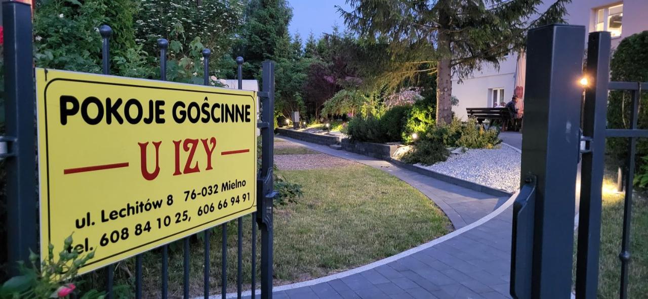 "U Izy" Pokoje Goscinne I Przyczepy Campingowe Mielno  Eksteriør billede