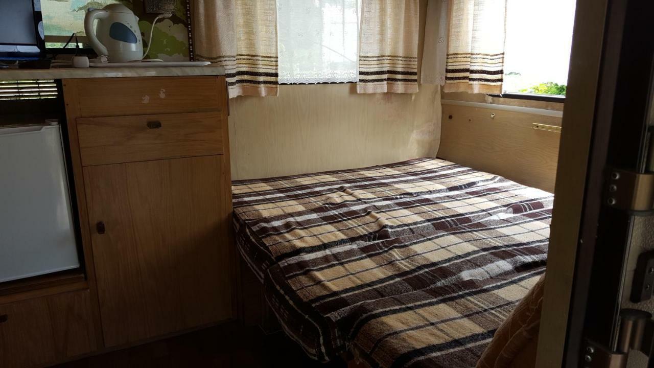 "U Izy" Pokoje Goscinne I Przyczepy Campingowe Mielno  Eksteriør billede